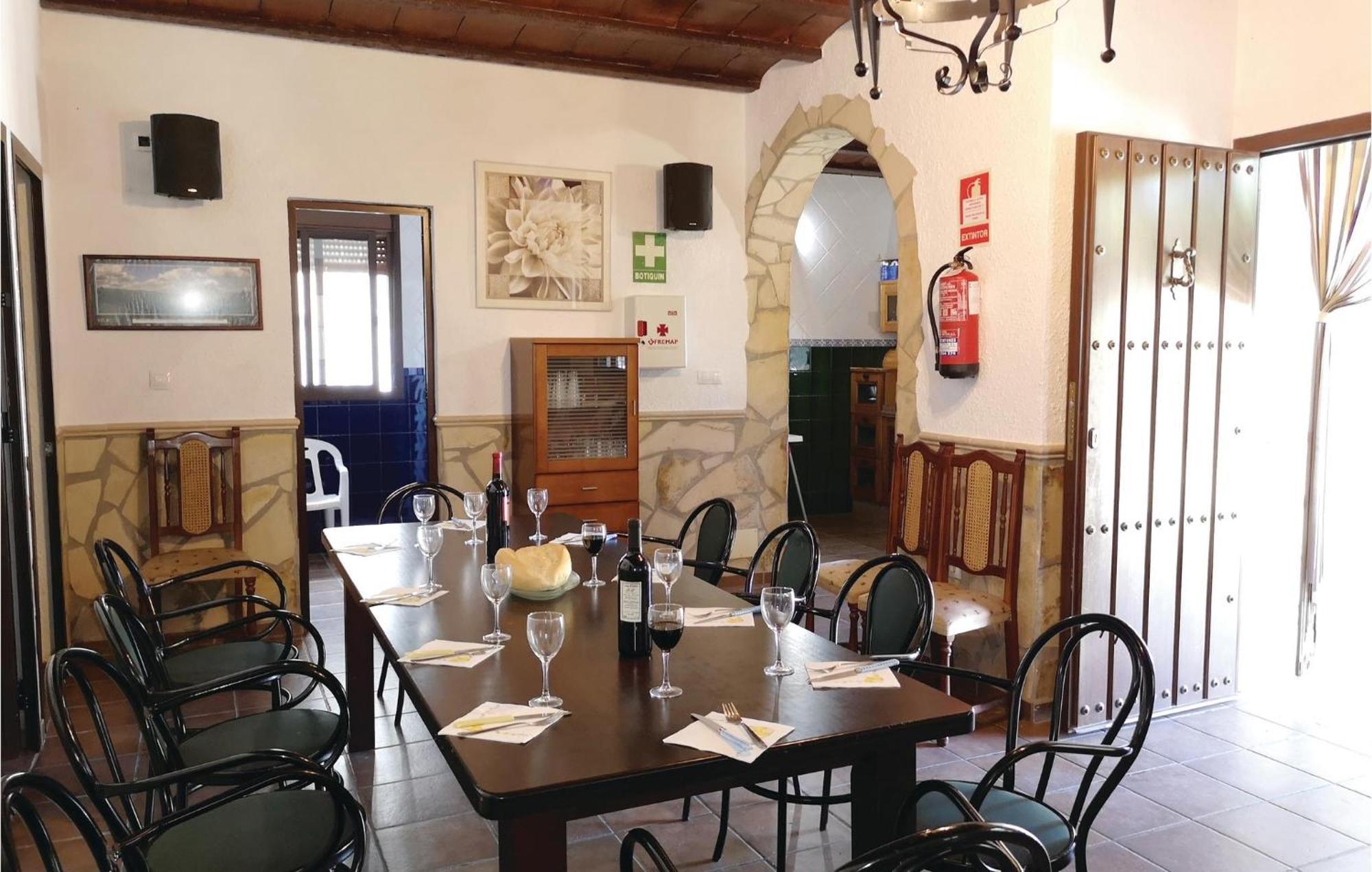 Pet Friendly Home In Olvera With Kitchen Экстерьер фото